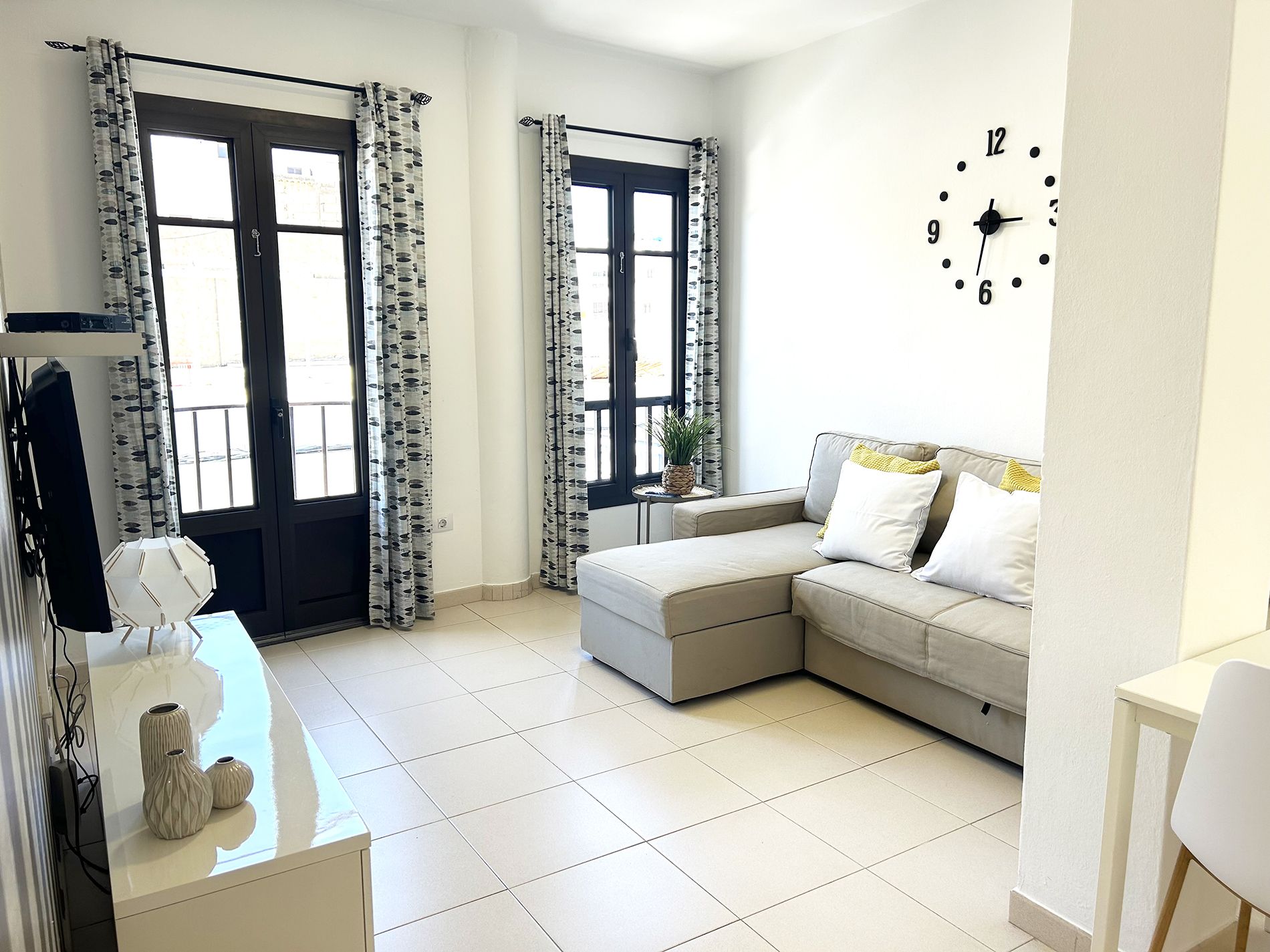 mahostly_apartamento_comillas_pb_salon