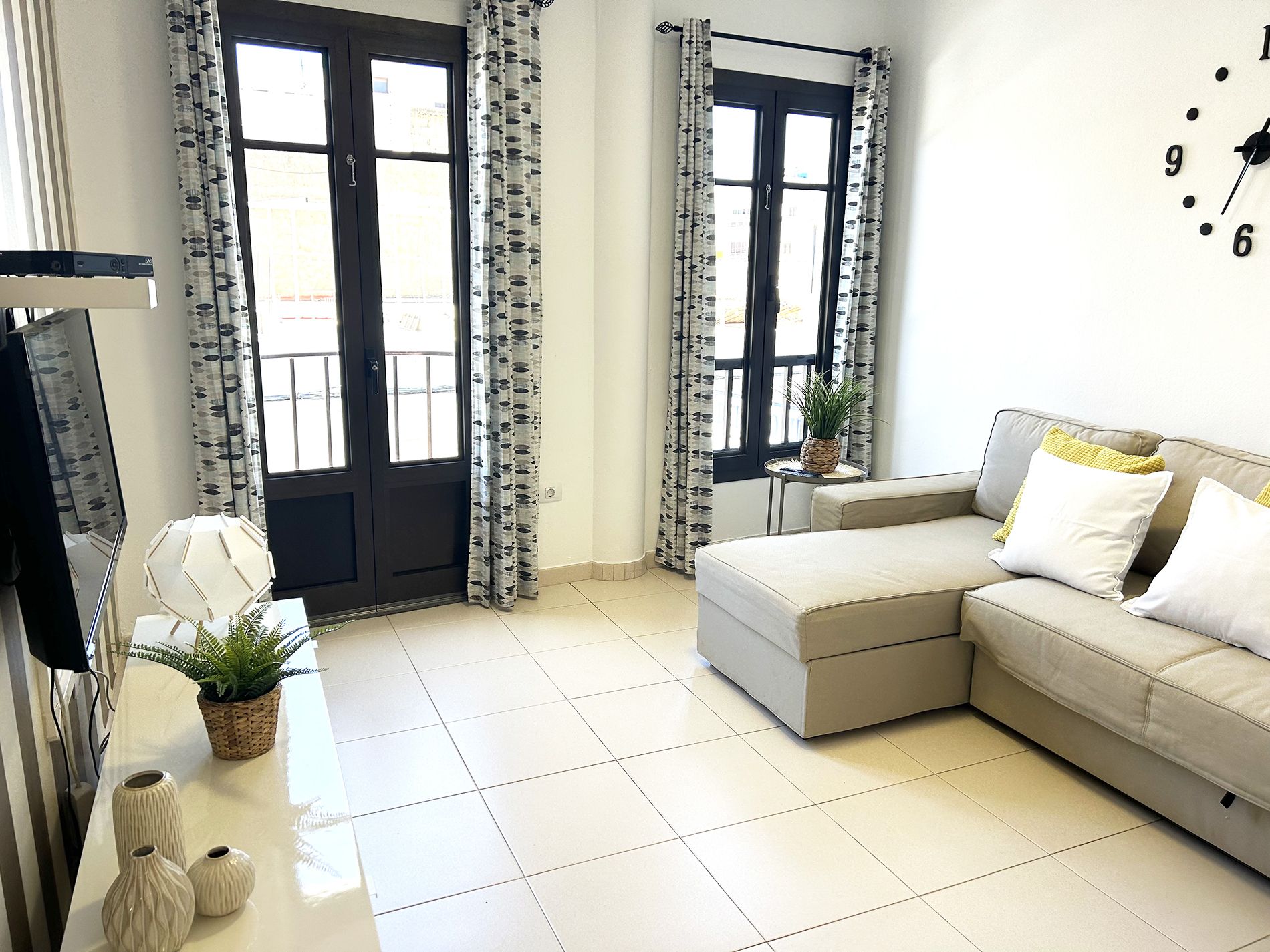 mahostly_apartamento_comillas_pb_salon_4