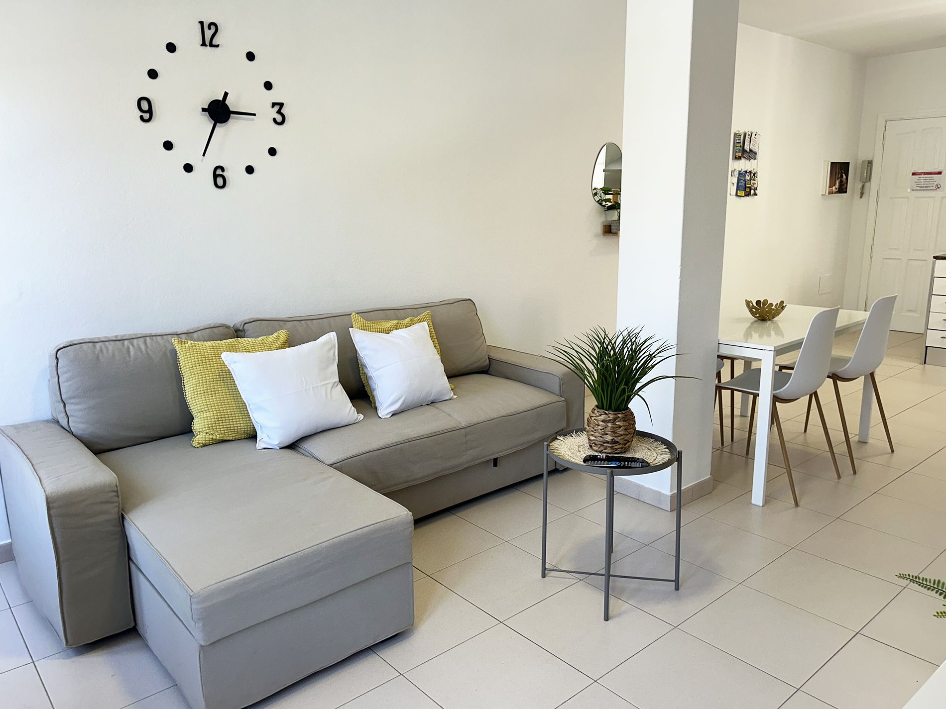 mahostly_apartamento_comillas_pb_salon_5