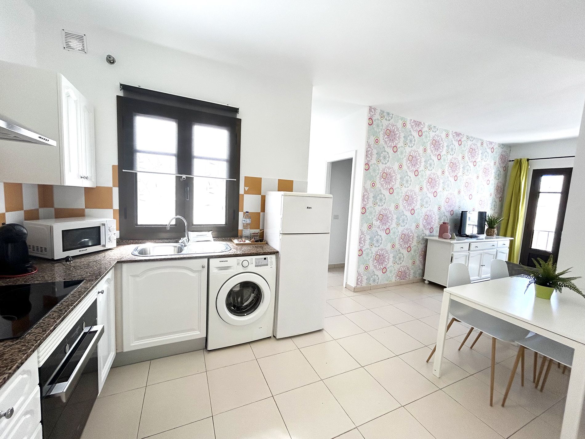 mahostly_apartamento_comillas_sb_salon_comedor